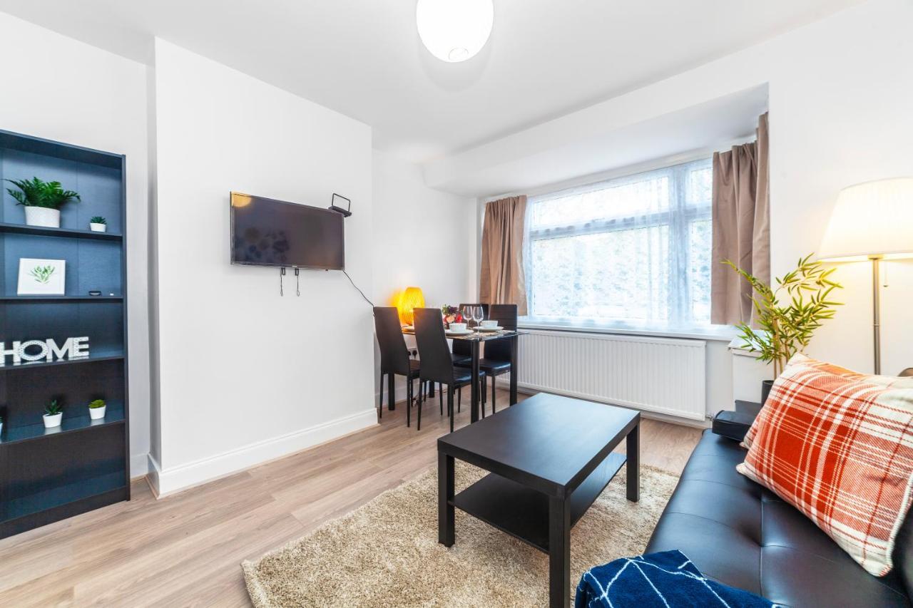 Autonomous 2 Bdr Apartment With Garden And Parking Enfield Luaran gambar