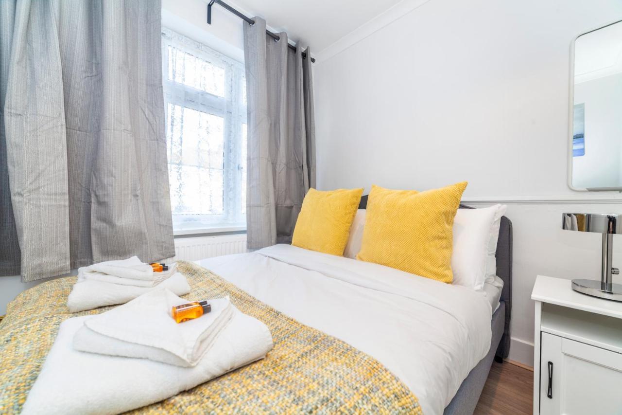 Autonomous 2 Bdr Apartment With Garden And Parking Enfield Luaran gambar